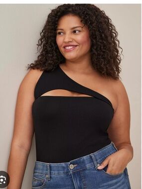 torrid Black One-Shoulder Cutout Tank Top